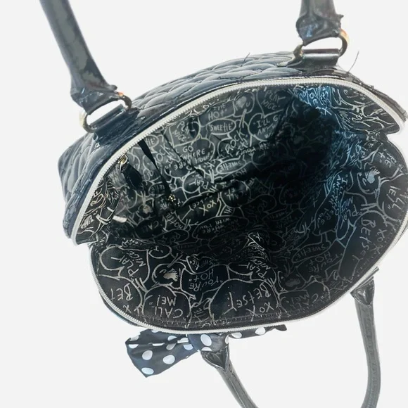 BETSEY JOHNSON ~ Large Black Quilted Hearts Handbag with Polka Dot Twilly - Picture 5 of 7